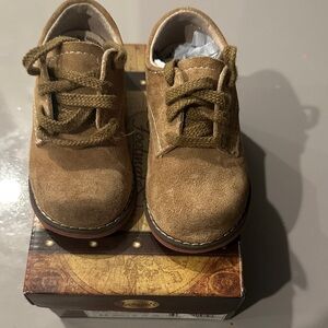 FootMates Tan Suede Kids Dress Shoes